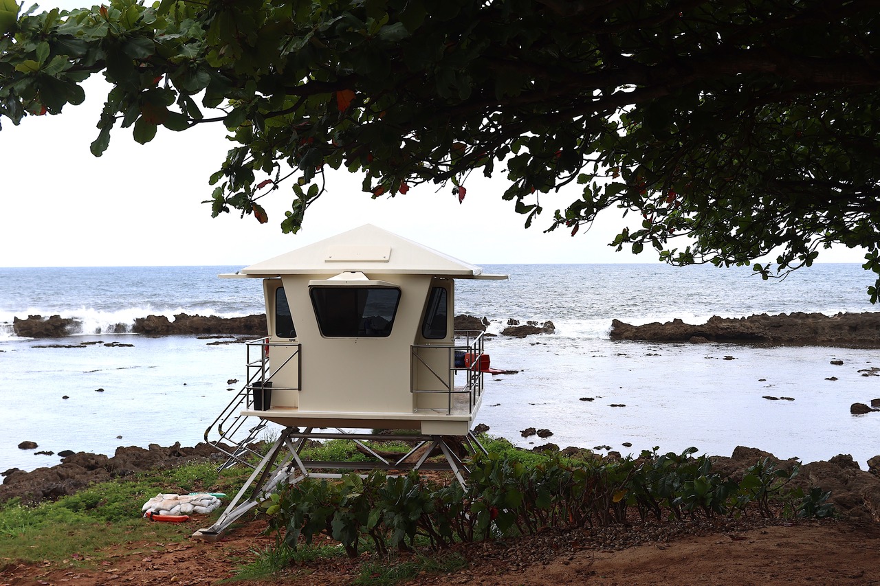 New Lifeguard Tower at Shark’s Cove